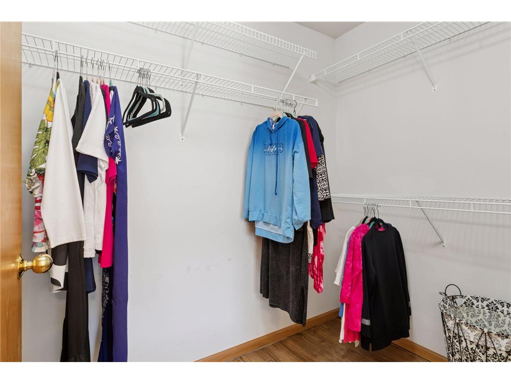 698 Monn Avenue Vadnais Heights MN 55127 6823029 image22