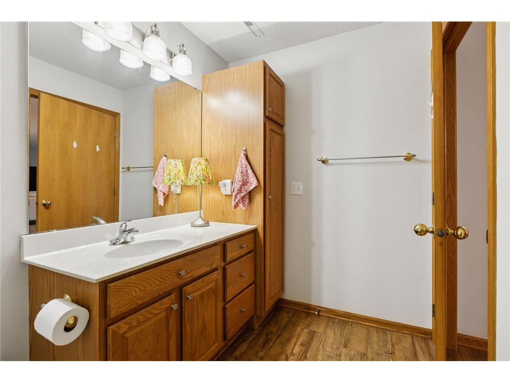 698 Monn Avenue Vadnais Heights MN 55127 6823029 image25