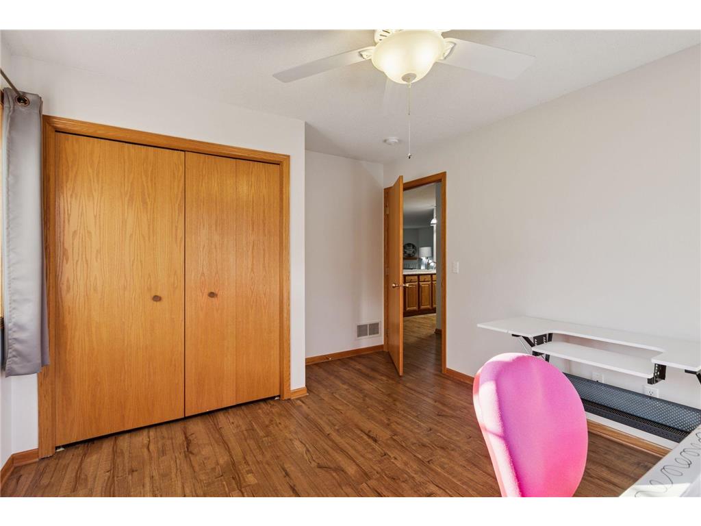 698 Monn Avenue Vadnais Heights MN 55127 6823029 image28