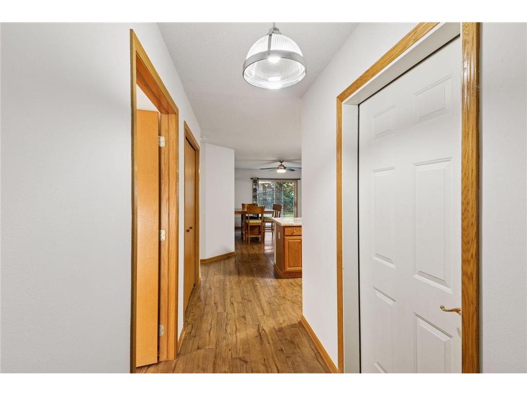 698 Monn Avenue Vadnais Heights MN 55127 6823029 image3