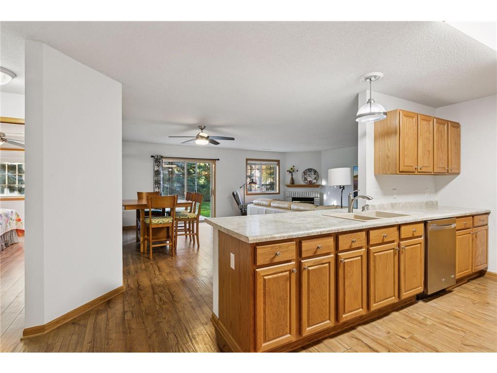 698 Monn Avenue Vadnais Heights MN 55127 6823029 image4