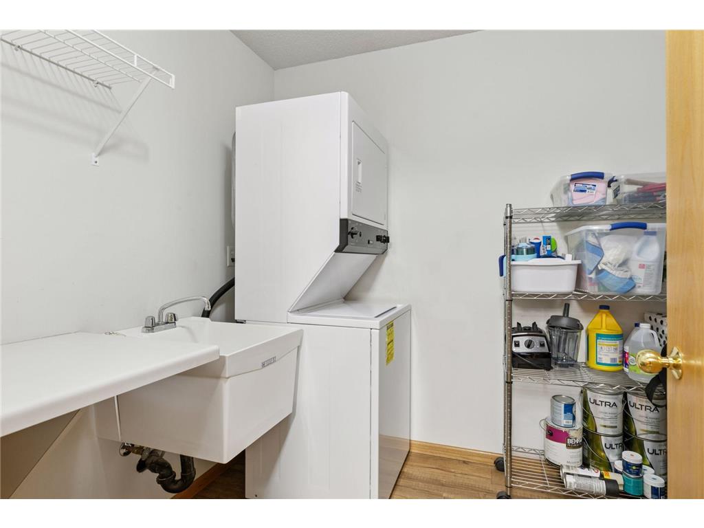 698 Monn Avenue Vadnais Heights MN 55127 6823029 image7