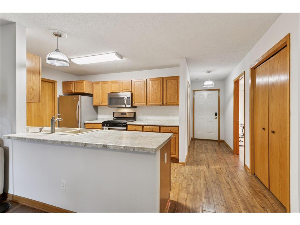 698 Monn Avenue Vadnais Heights MN 55127 6823029 image9