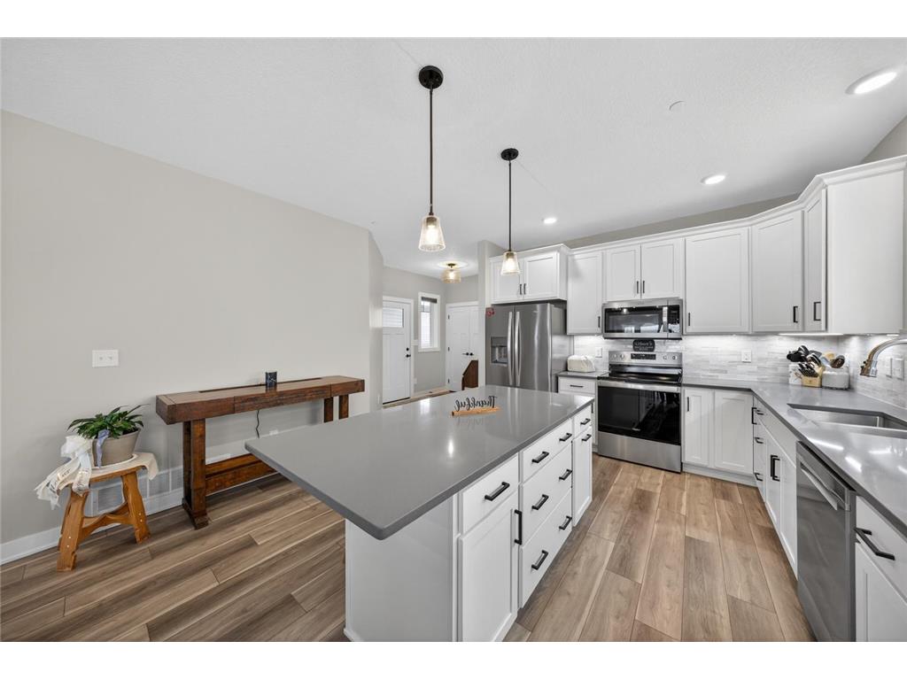 698 Shardlow Place NE Byron MN 55920 7011971 image14