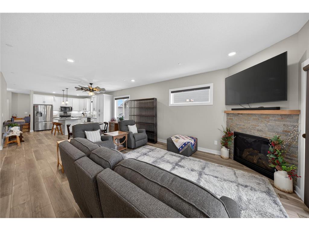 698 Shardlow Place NE Byron MN 55920 7011971 image23