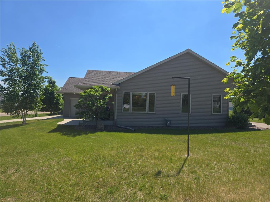 698 Westland Lane New London MN 56273 7082097 image10
