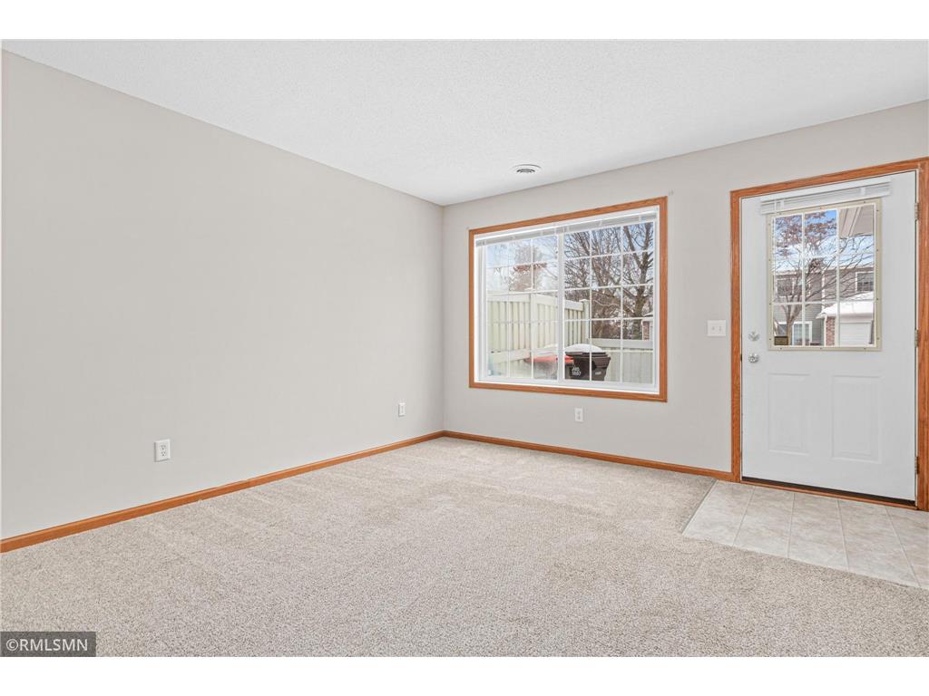 6983 21st Street N Oakdale MN 55128 7000263 image2