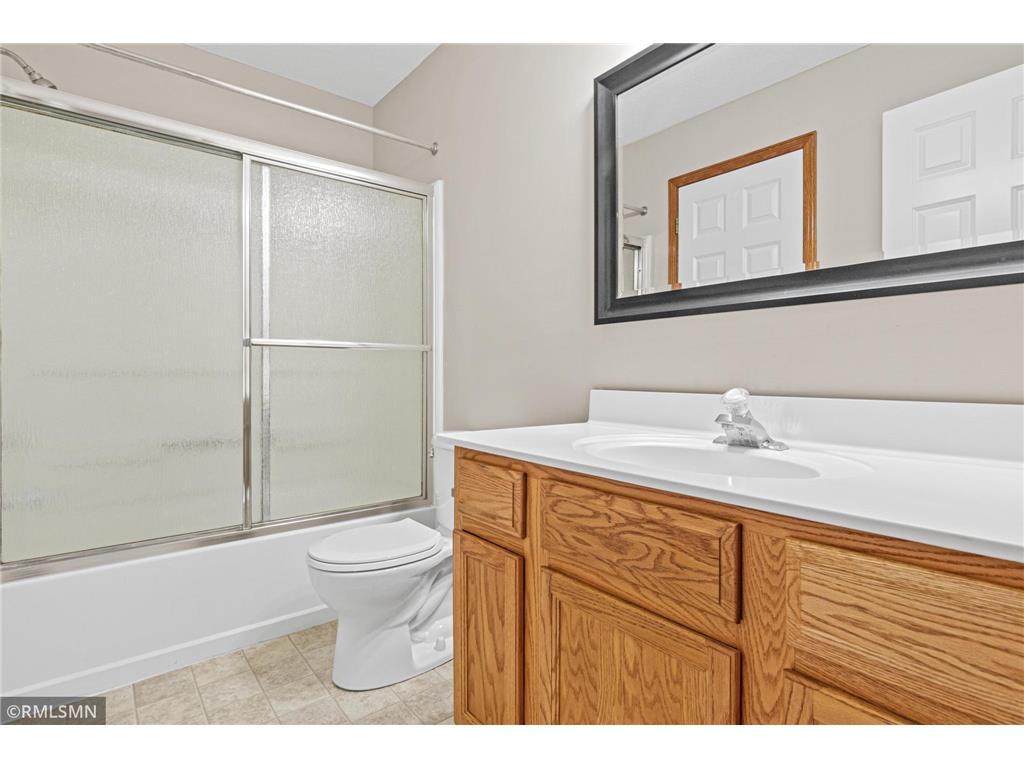 6983 21st Street N Oakdale MN 55128 7000263 image24