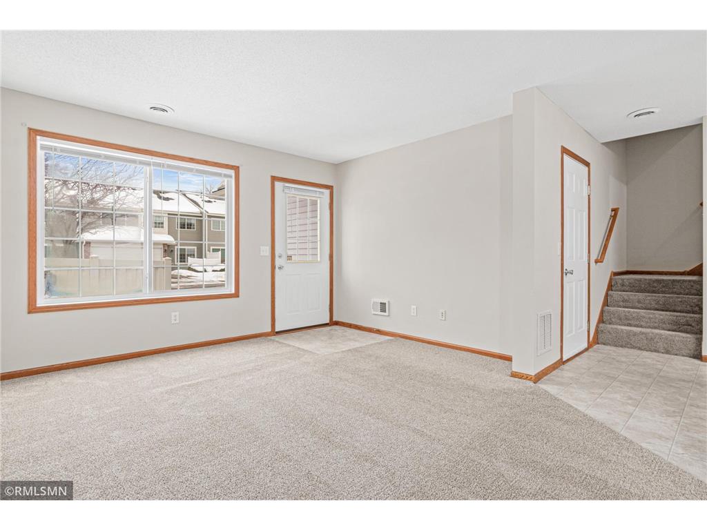 6983 21st Street N Oakdale MN 55128 7000263 image6