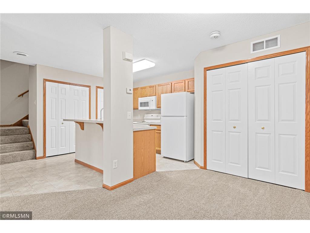 6983 21st Street N Oakdale MN 55128 7000263 image8