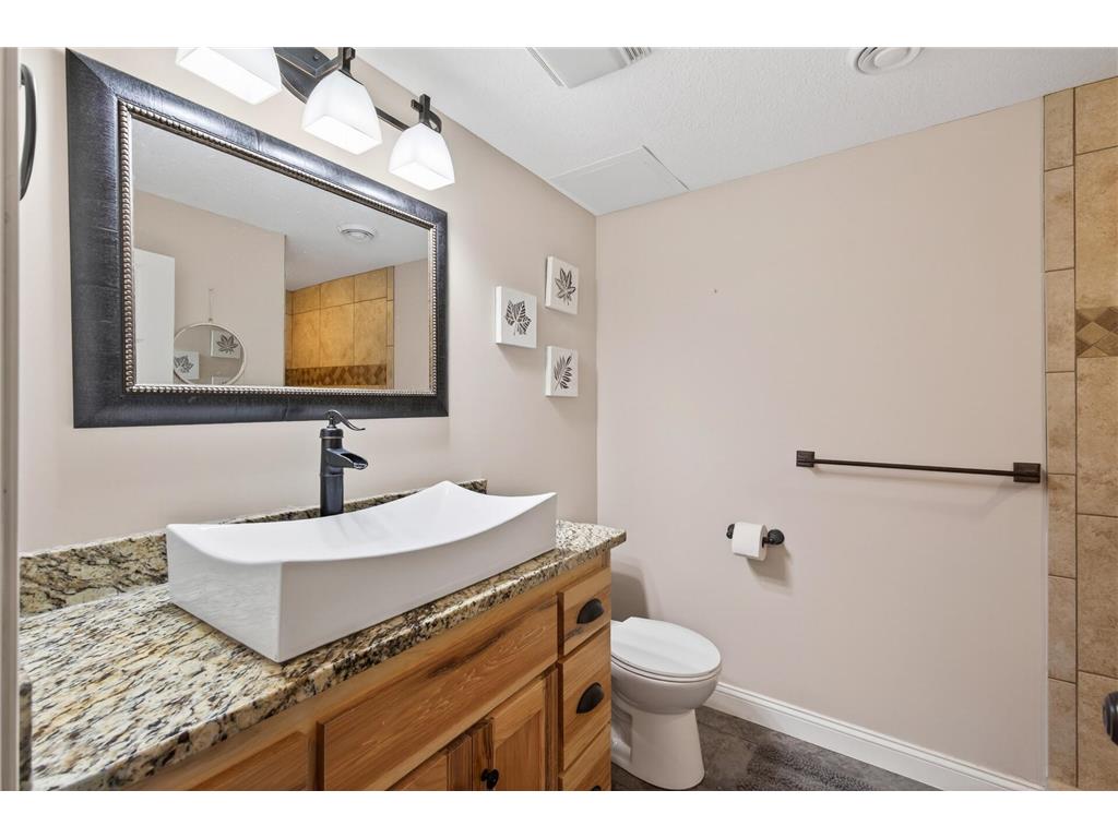 6984 330th Lane NW Princeton MN 55371 - Green 7063602 image17