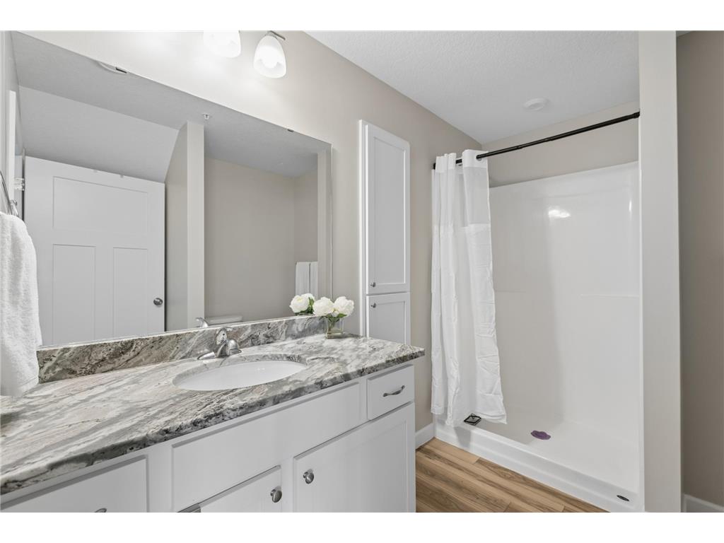 6986 Lancaster Way NE Albertville MN 55301 7065743 image16