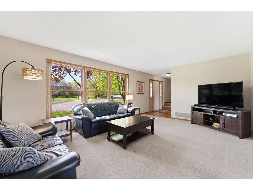 6989 Wyndham Alcove Woodbury MN 55125 7068851 image13