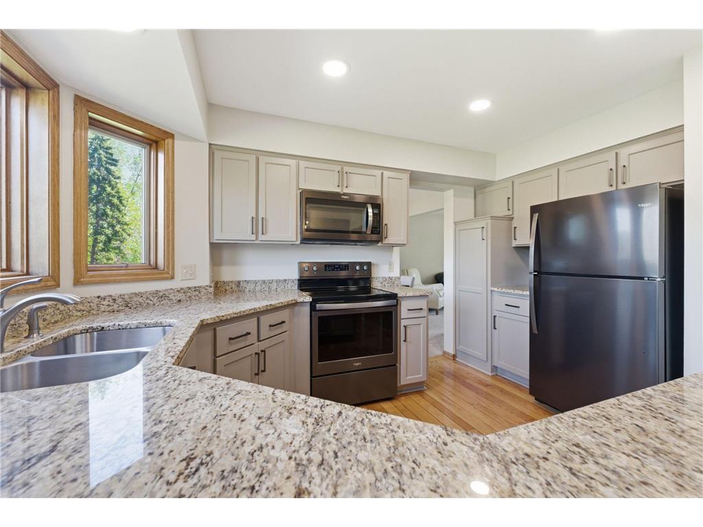 6989 Wyndham Alcove Woodbury MN 55125 7068851 image6