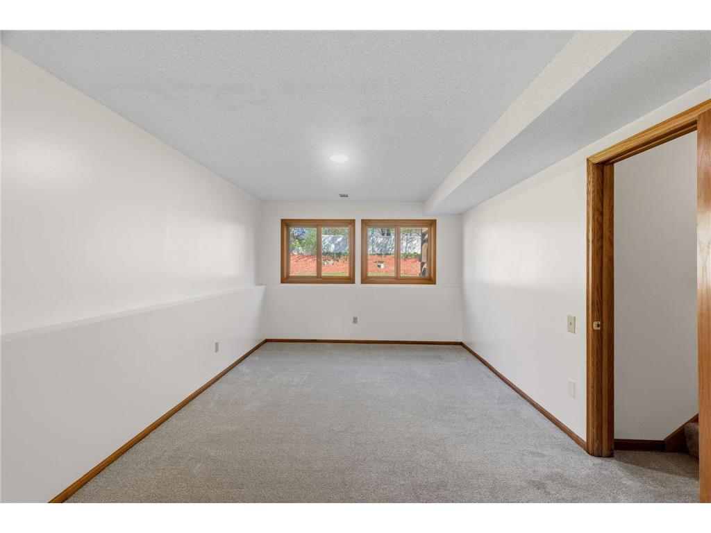 699 Calvin Court Eagan MN 55123 7062469 image17