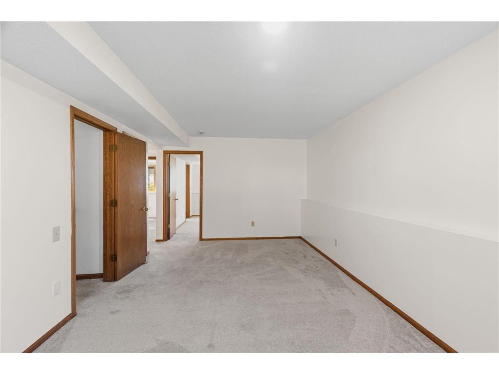 699 Calvin Court Eagan MN 55123 7062469 image18