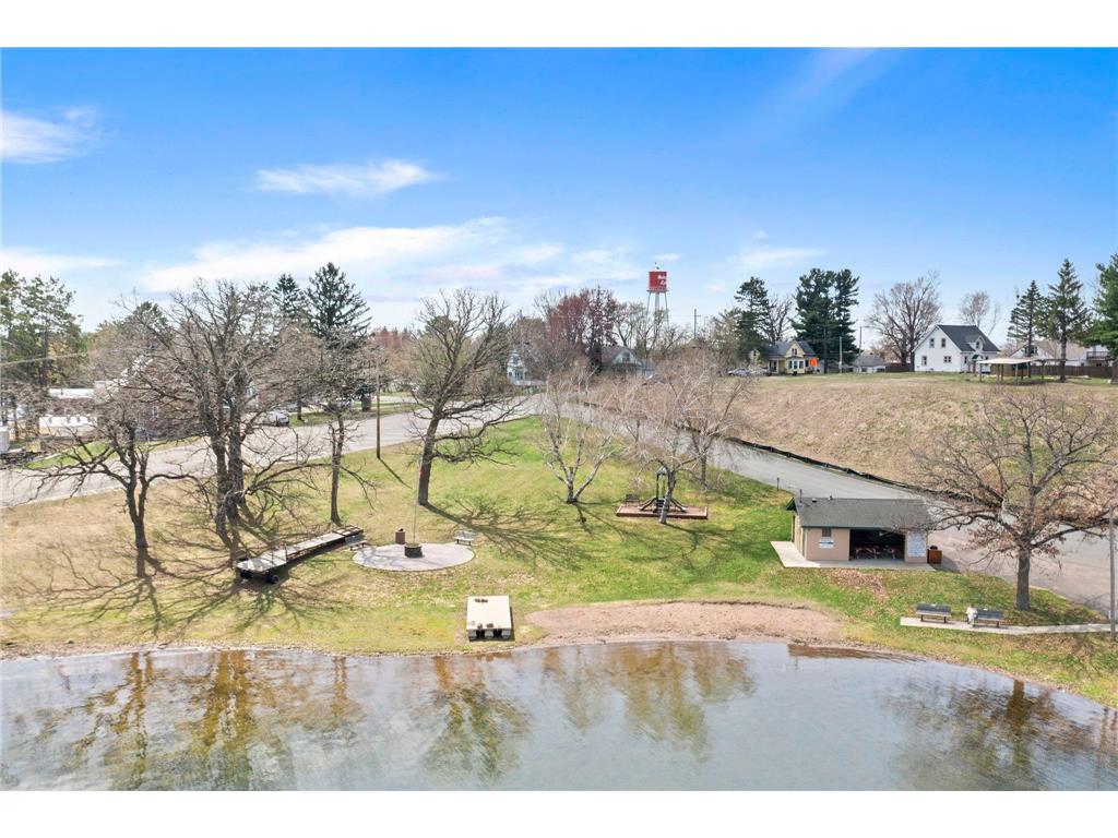 699 Idlewild Street #4 Balsam Lake WI 54810 - Balsam Lake 7056901 image30
