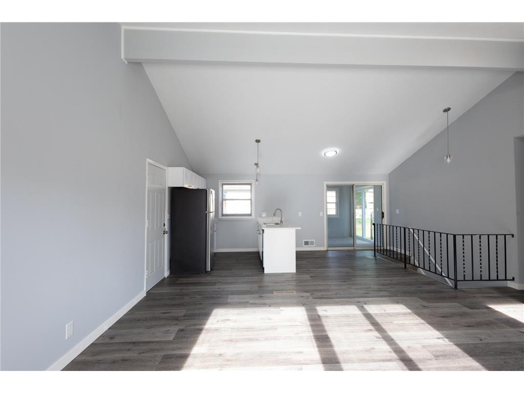 6990 Dawn Avenue Inver Grove Heights MN 55076 7078636 image4