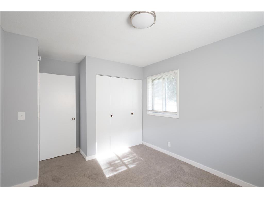 6990 Dawn Avenue Inver Grove Heights MN 55076 7078636 image9