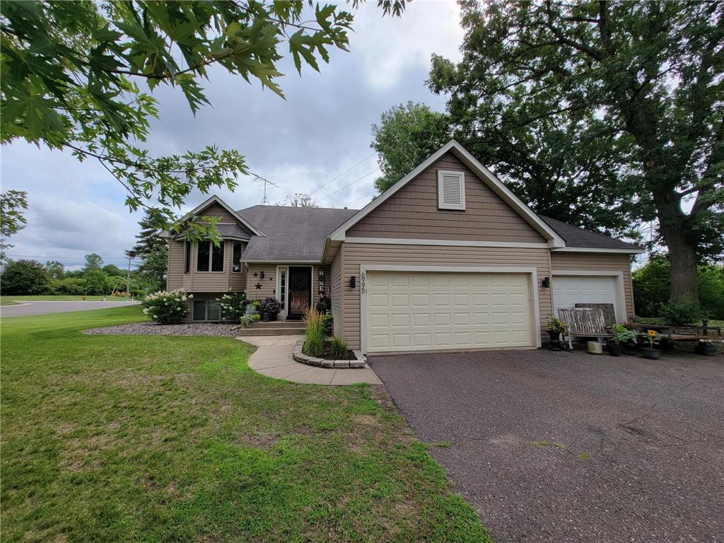 6995 4th Street Circle N, Oakdale, MN, 55128 MLS 6248907 Edina Realty