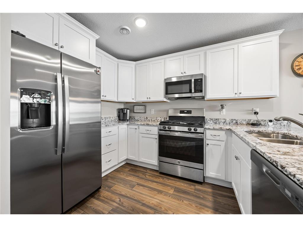 6995 Linwood Drive NE Albertville MN 55301 7094664 image25