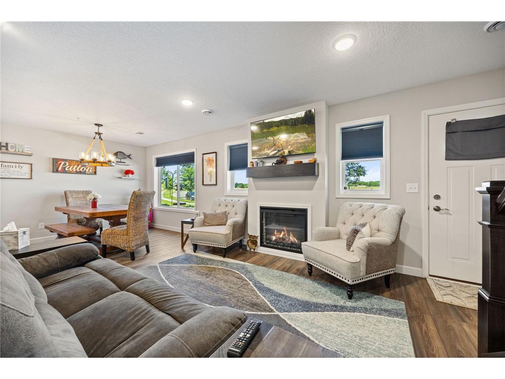 6995 Linwood Drive NE Albertville MN 55301 7094664 image4
