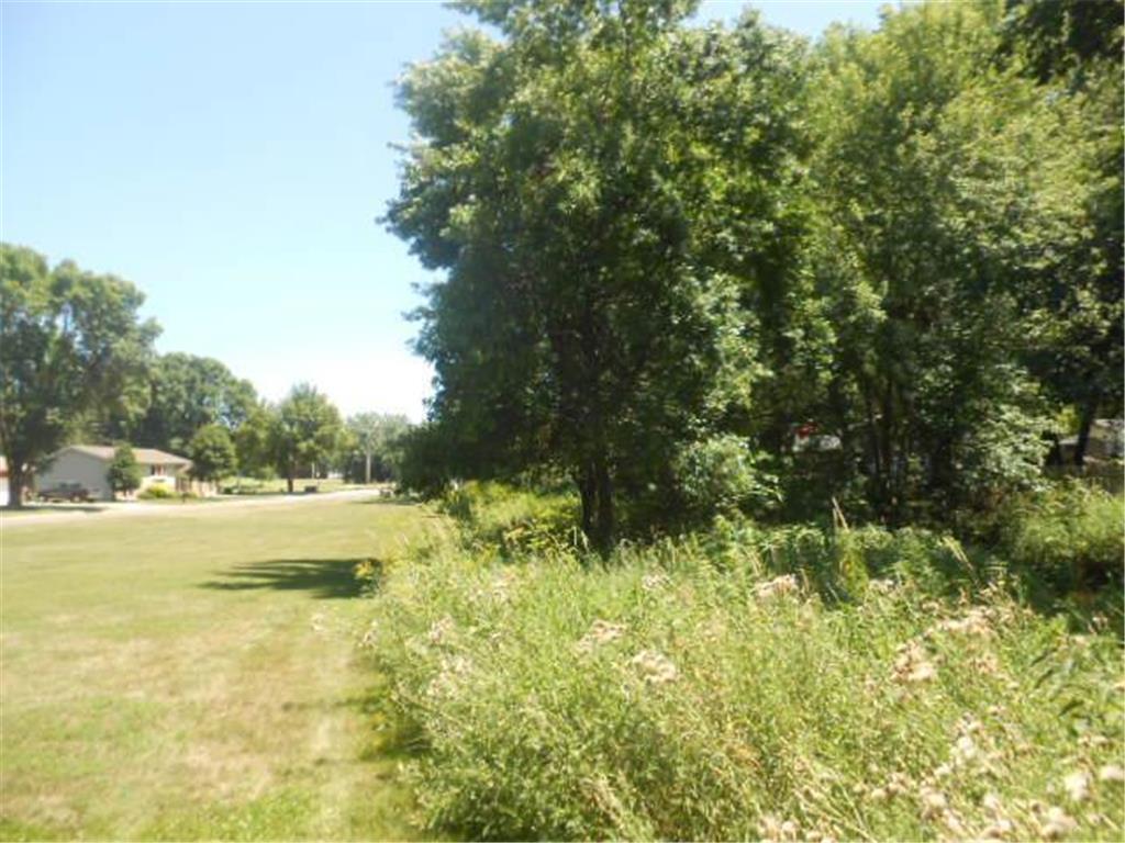 6th Crn 17th St/6th Avenue Windom MN 56101 6619929 image3