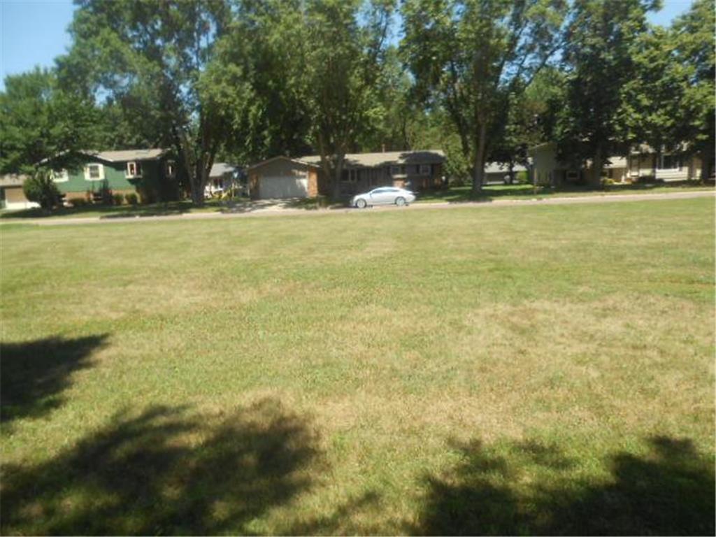 6th Crn 17th St/6th Avenue Windom MN 56101 6619929 image5