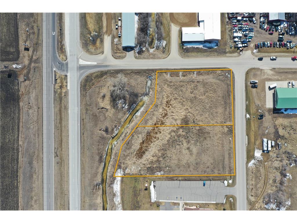 7&8 18th Street NE Willmar MN 56201 - Hawk Creek 6735741 image2