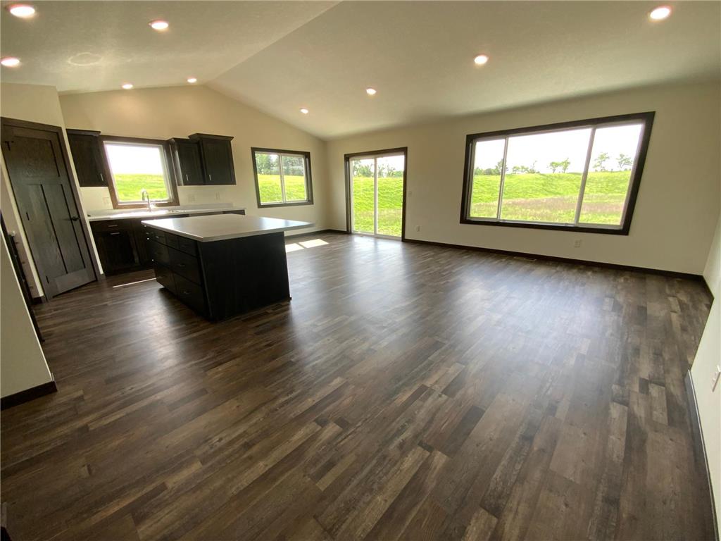 7 Cottonwood Lake Boulevard Windom MN 56101 - Cottonwood 7088194 image26