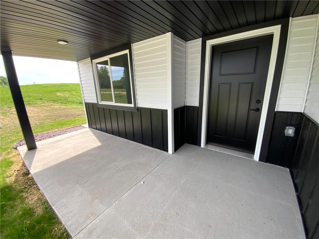 7 Cottonwood Lake Boulevard Windom MN 56101 - Cottonwood 7088194 image3