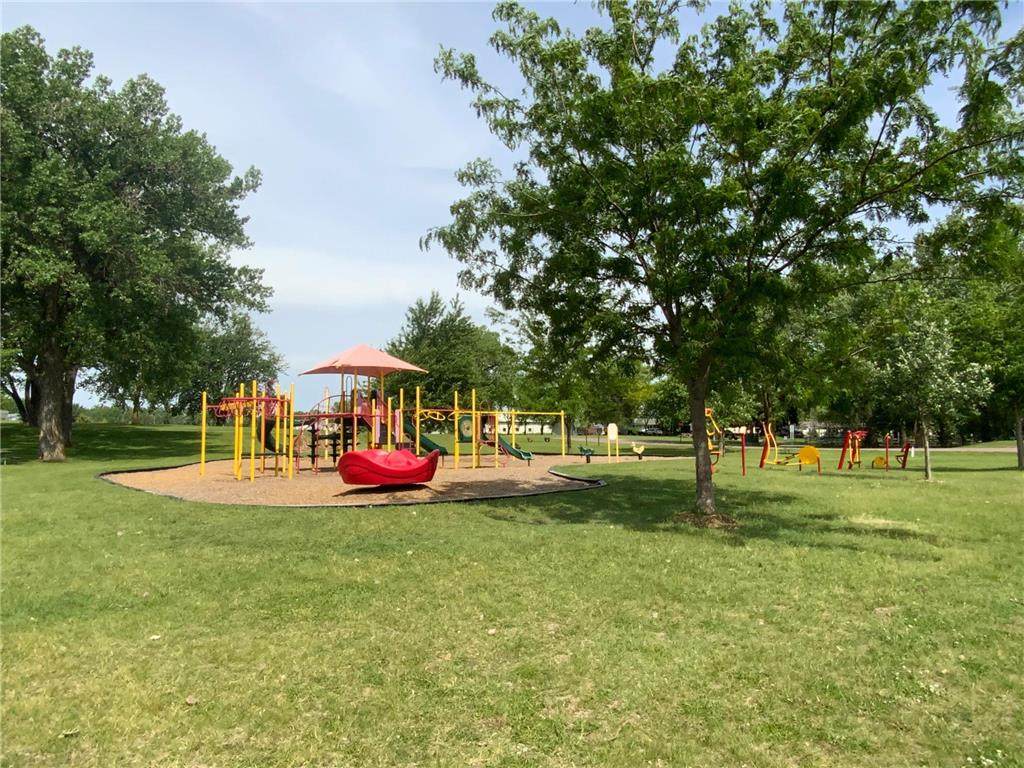 7 Cottonwood Lake Boulevard Windom MN 56101 - Cottonwood 7088194 image35