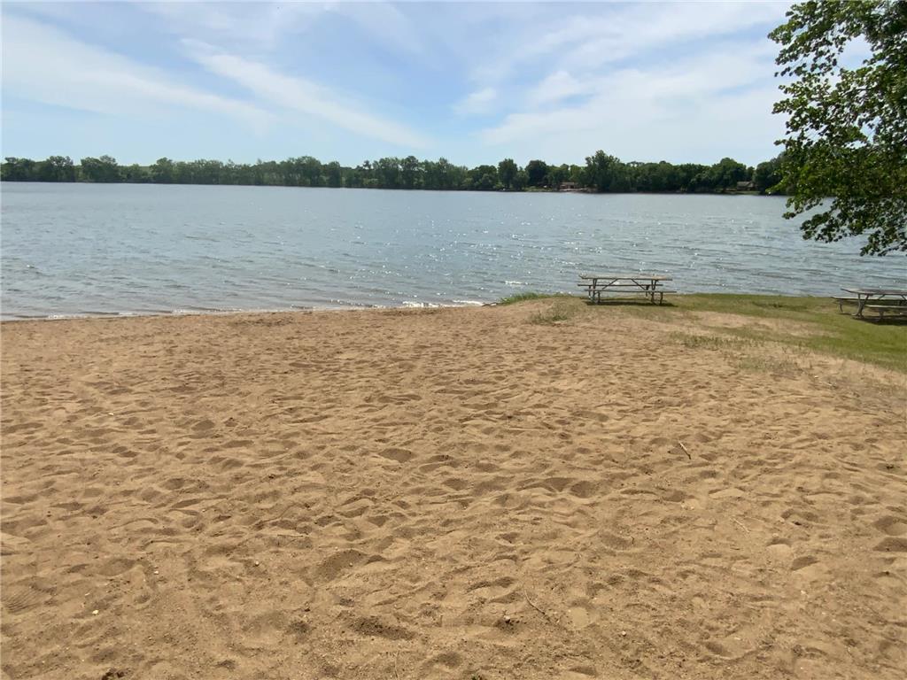 7 Cottonwood Lake Boulevard Windom MN 56101 - Cottonwood 7088194 image37