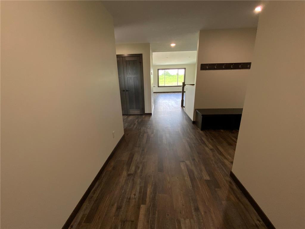 7 Cottonwood Lake Boulevard Windom MN 56101 - Cottonwood 7088194 image4