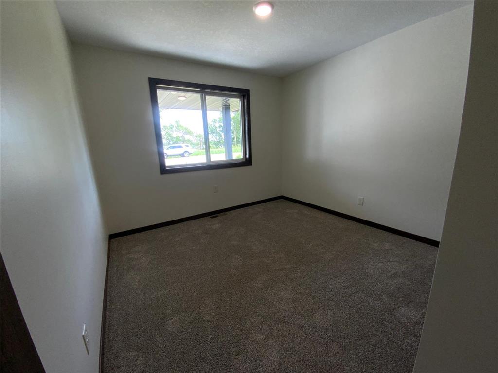 7 Cottonwood Lake Boulevard Windom MN 56101 - Cottonwood 7088194 image49