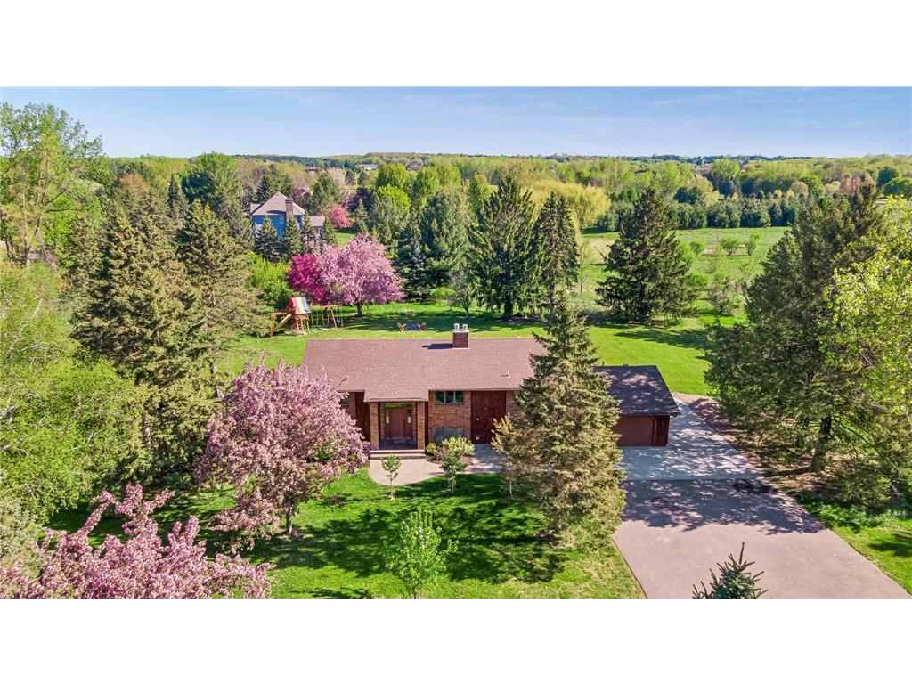 7 Doral Road Dellwood MN 55110 7003223 image1