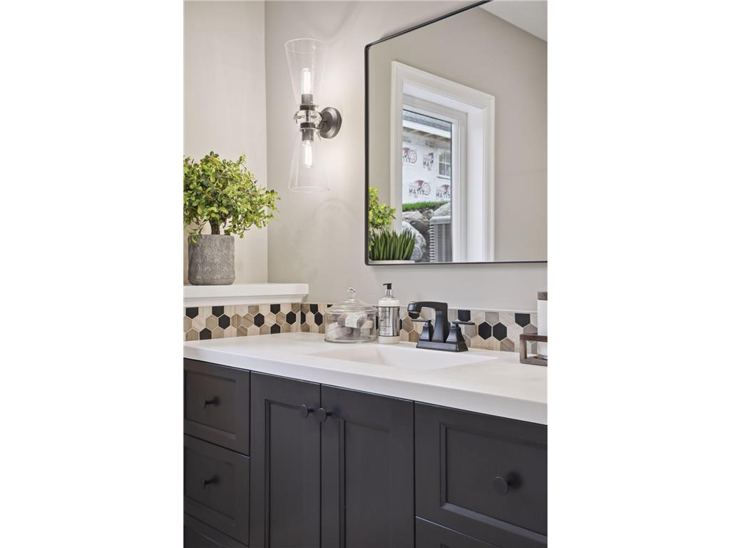 7 Pondview Trail North Oaks MN 55127 7006670 image47