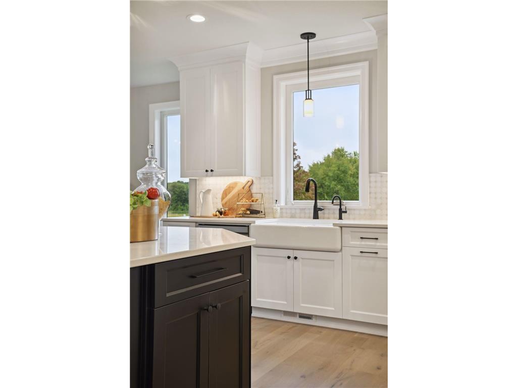 7 Pondview Trail North Oaks MN 55127 7006670 image5