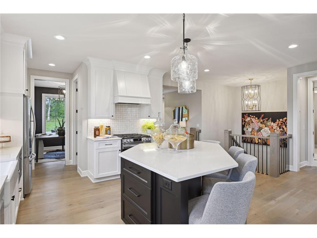 7 Pondview Trail North Oaks MN 55127 7006670 image7