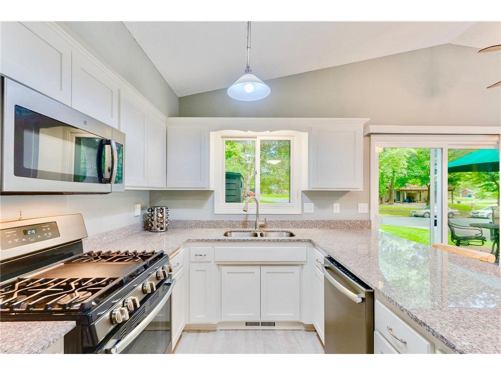 7 Shady Way #B Circle Pines MN 55014 6551381 image1