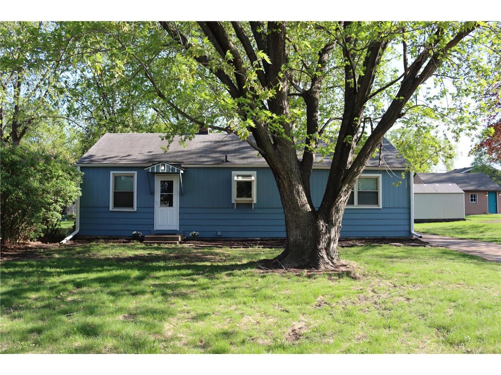 70 63rd Way NE Fridley MN 55432 6717940 image1