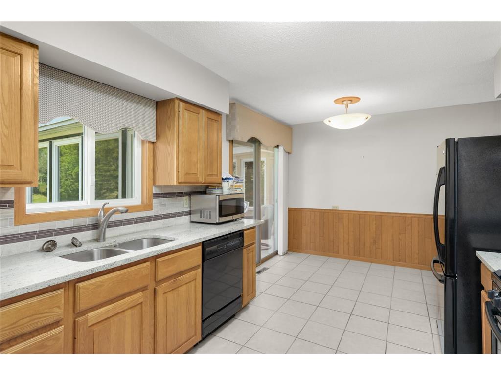 70 Kingsview Lane N Plymouth MN 55447 7049531 image11