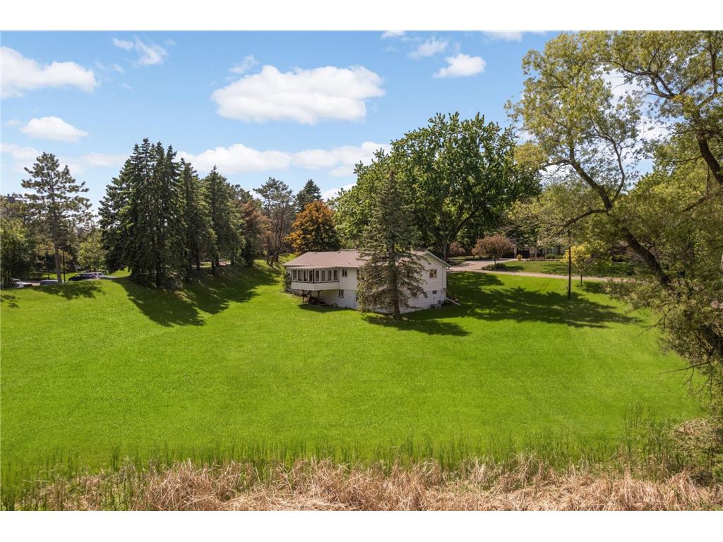 70 Kingsview Lane N Plymouth MN 55447 7049531 image5
