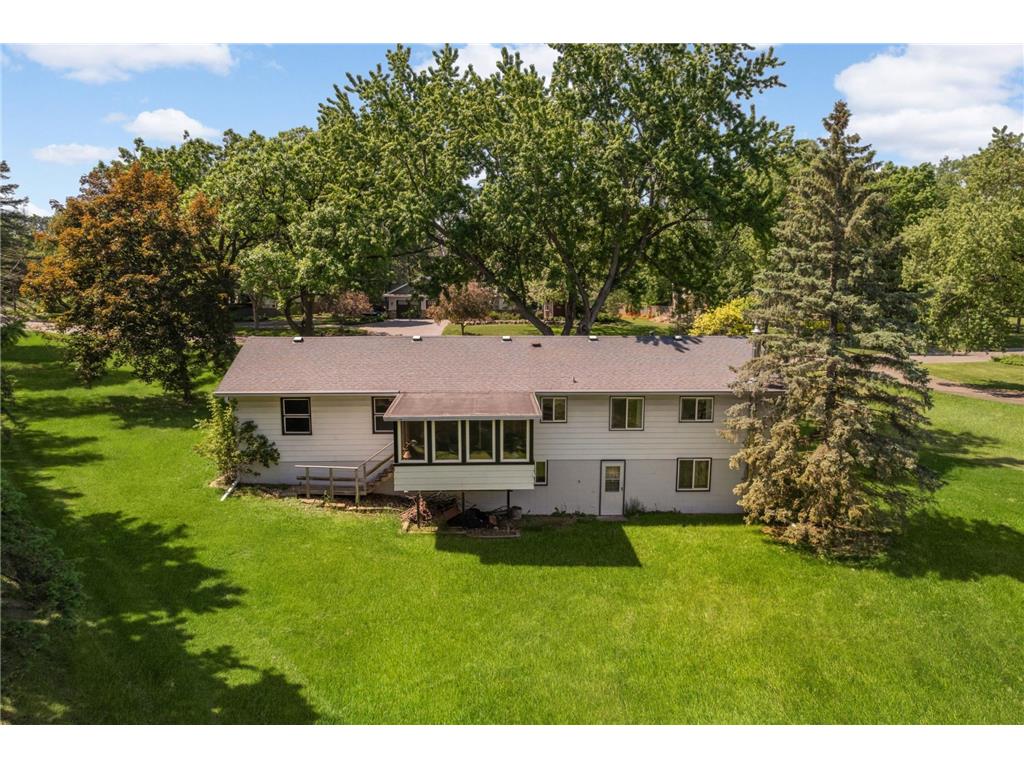 70 Kingsview Lane N Plymouth MN 55447 7049531 image6