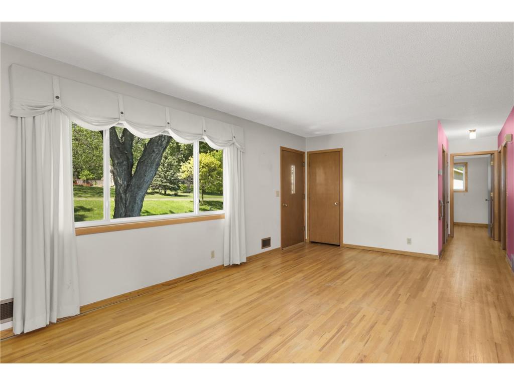 70 Kingsview Lane N Plymouth MN 55447 7049531 image9