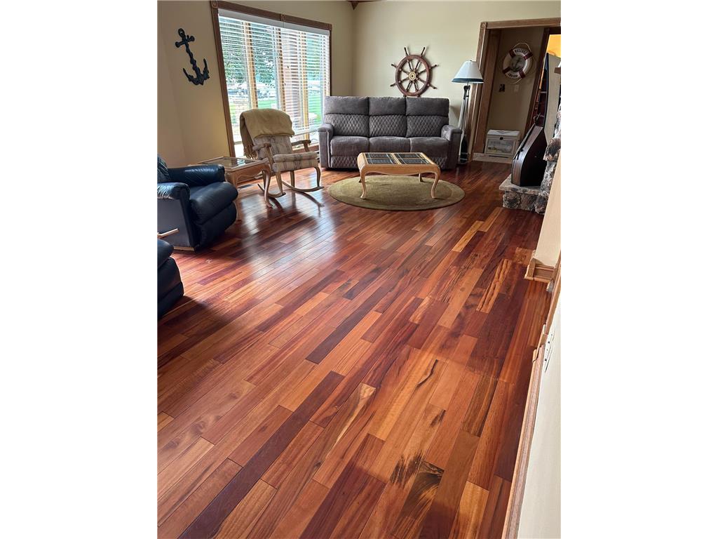 70 Lakeview Drive Slayton MN 56172 - Shetek 6734972 image5