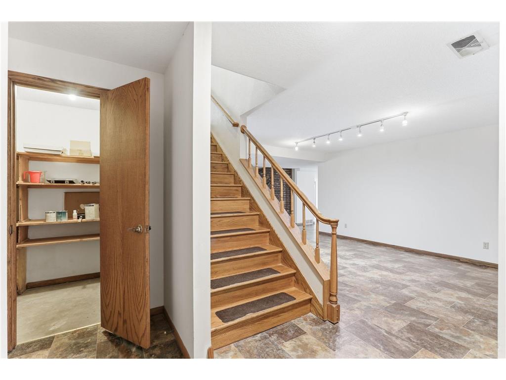 70 Valley Lane Hastings MN 55033 7064769 image34