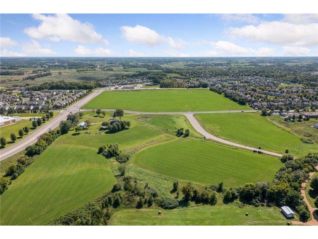 700 10th Street E Waconia Twp MN 55387 6781718 image8