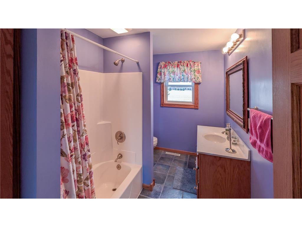 700 38th Ave NE Austin MN 55912 7052712 image29