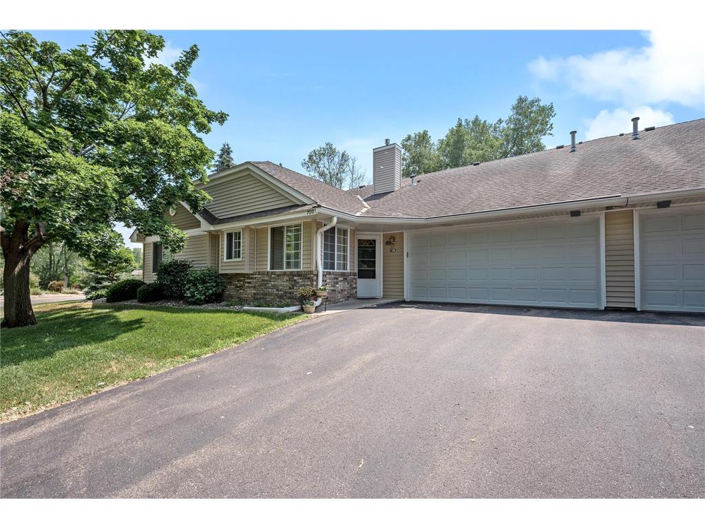700 85th Lane NW Coon Rapids MN 55433 6388328 image1